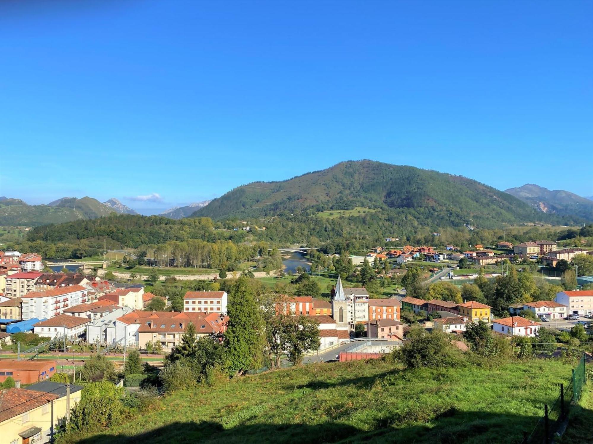La Rectoral Arriondas 1 Bagian luar foto